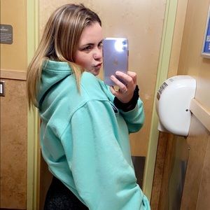 Meet your Posher, Jasmin